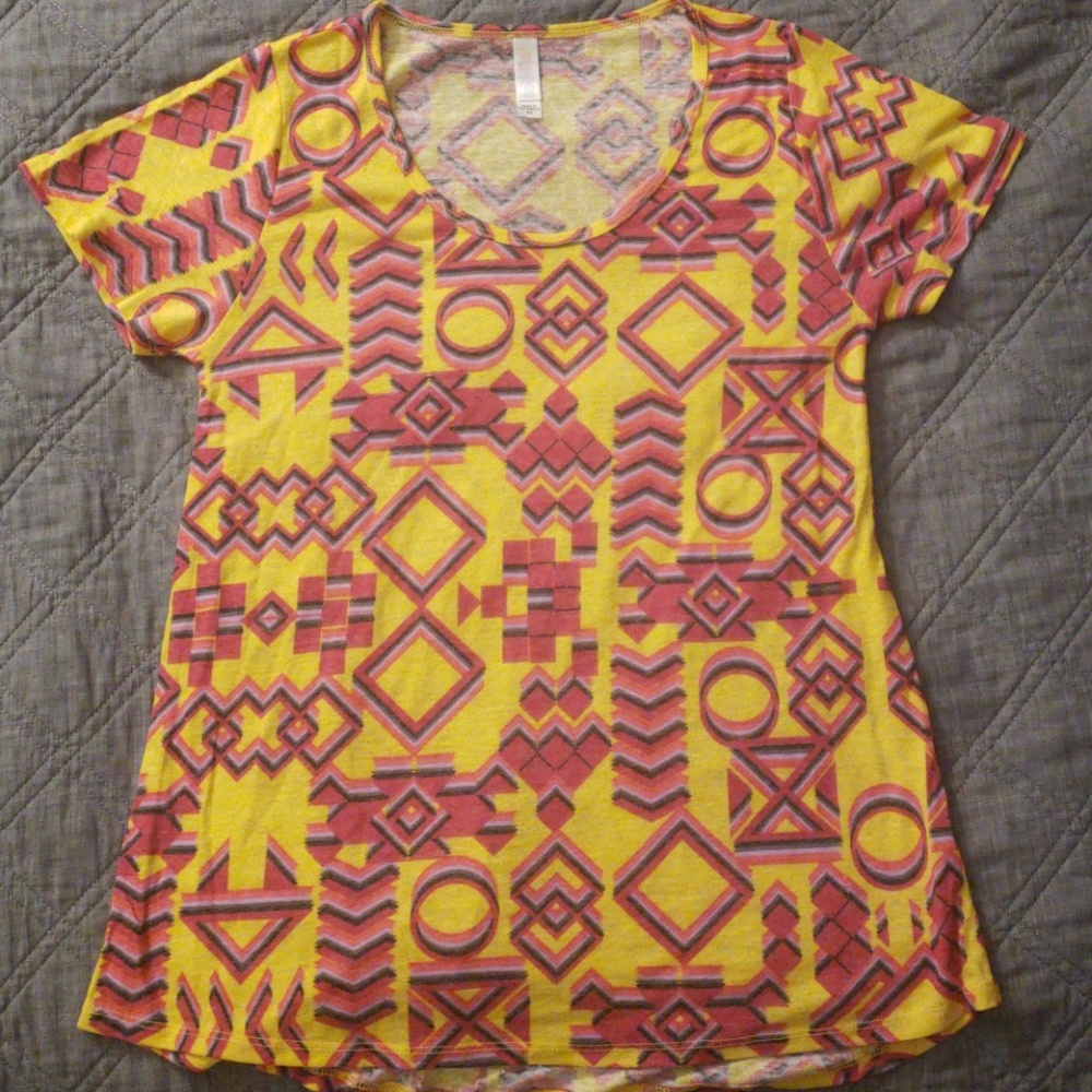 Women's LuLaRoe Top